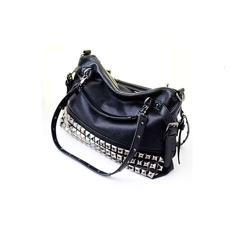 2025 new rivet women's PU leather designer fashion cowhide women's crossbody bag shoulder bag large bag2