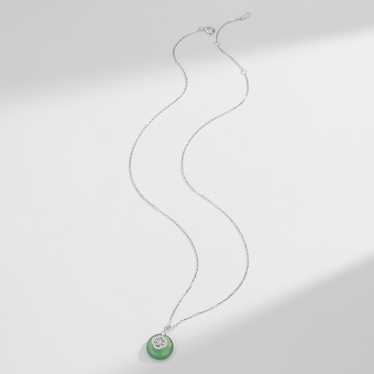 S925 Necklace Women's Net Red Sterling Silver Safe Buckle Japan And South Korea Style Fashion Zircon Small New Emerald Jade Necklace Jewelry