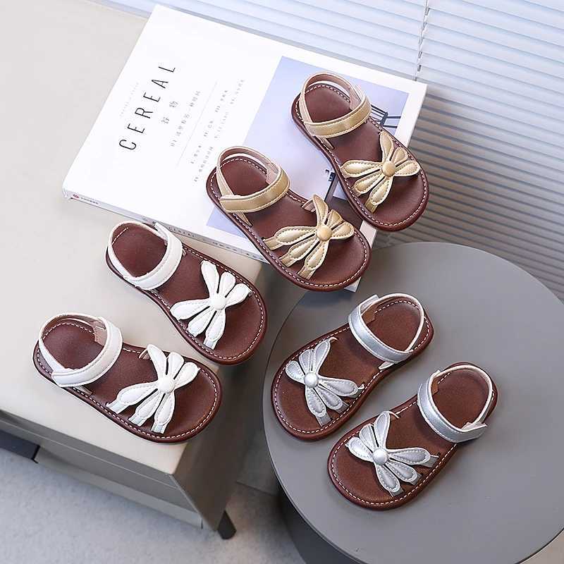 Preschool girl sandals hollow solid color flower Pu leather childrens slider open toe light sweet hook loop summer childrens shoesT250315
