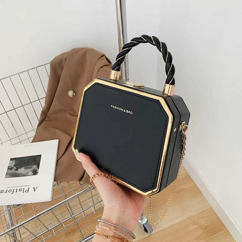 Simple solid color girl box shoulder bag fashionable twisted girl handbag 100 niche cross body bags car splicing technology PU Mate Y250315