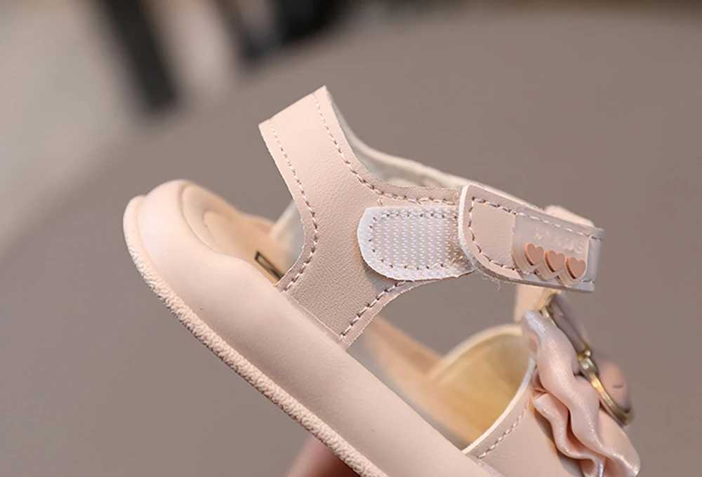 Korean style childrens sandals suitable for cute bunny baby girls sandals PU leather ergonomic newborn baby walking shoes summerT250315