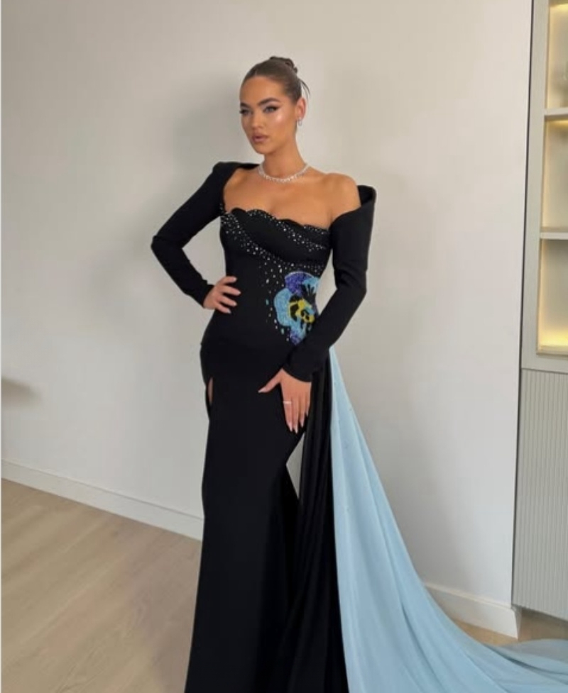 2025 Elegant Black Mermaid Prom Dresses Side Slit Long Sleeves Chic Formal Party Gowns Embroidery Floral Beaded Evening Dress For Women