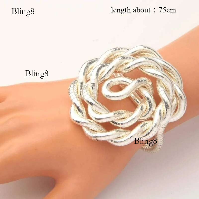 Men and Women Punk Hip-hop Style Snake Necklace Collarbone Bracelet Personalised Twistable Adjustable Snakebone Chain