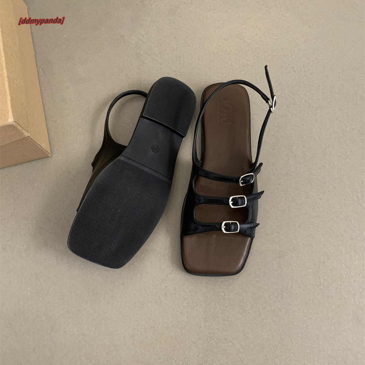 Fashion sandals for women's summer 2025 new French fairy style beach tourism soft flat Roman shoes ddmypanda