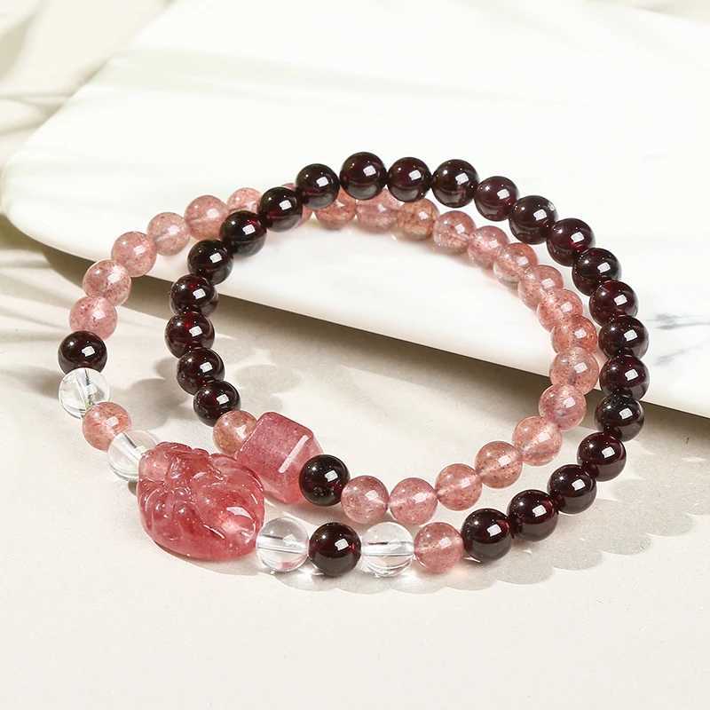 Korean Design Garnet Sterry Quartz Lucky Bracelets for Women Natural Stone Energy Stretch Bracelets Couple Party JewelryXJ250315