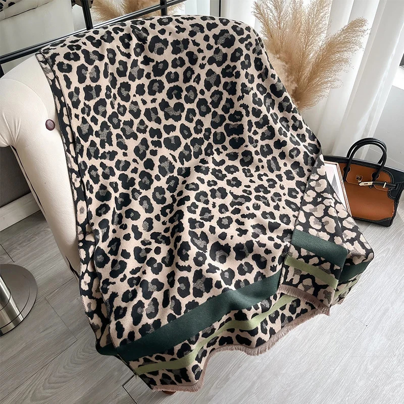 leopard print winter cashmere scarf for womens warm Pashmina shawl bag womens thick blanket soft Bufanda Foulard 250314