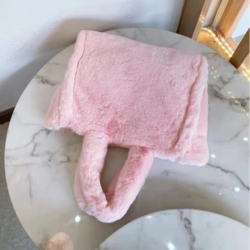 Soft Plush Korean Version, Niche Design, Women's Shoulder Fashionable Handbag, Big Bag, Hot Selling