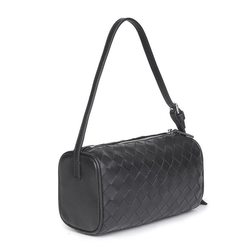 24 New Pleated Pillow Bag Woven Single Shoulder Crossbody Leather Handbag For Women, Compact And Versatile