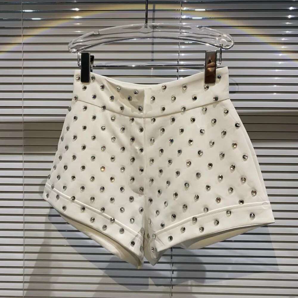 New Large Rhie Temperament For Women High Waist Slim Fit White Black Short Trousers Summer Shorts 2022