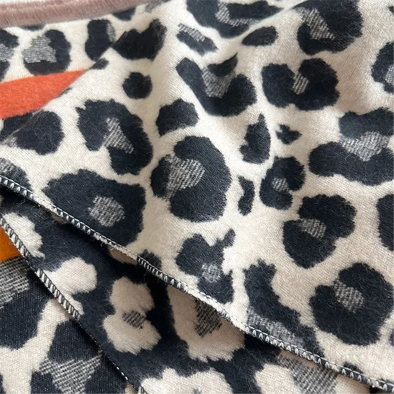leopard print winter cashmere scarf for womens warm Pashmina shawl bag womens thick blanket soft Bufanda Foulard 250314