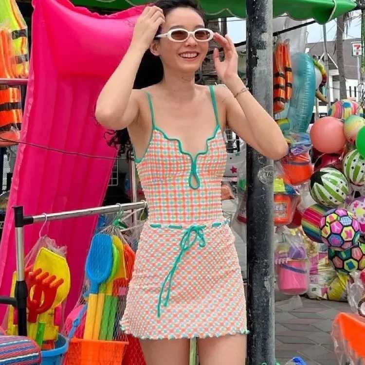 2024 Korean Sexy Cute One Piece Swimsuit Women Plaid Swimwear With Monokini Lace Up Halter Bathing Suit Padded Beach WearXJ250315