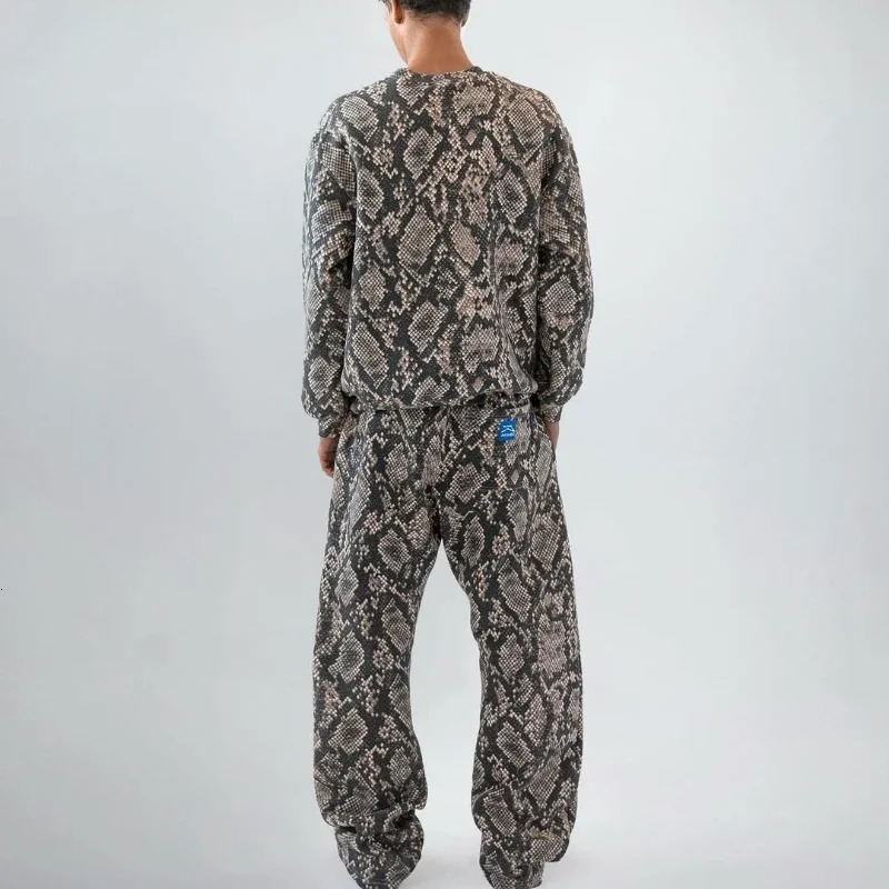 Street retro Camo Hoodie for Men y2k Goth Harajuku Fashion Leopard Print Python Sweatshirt couple loose High Street hoodie 250310
