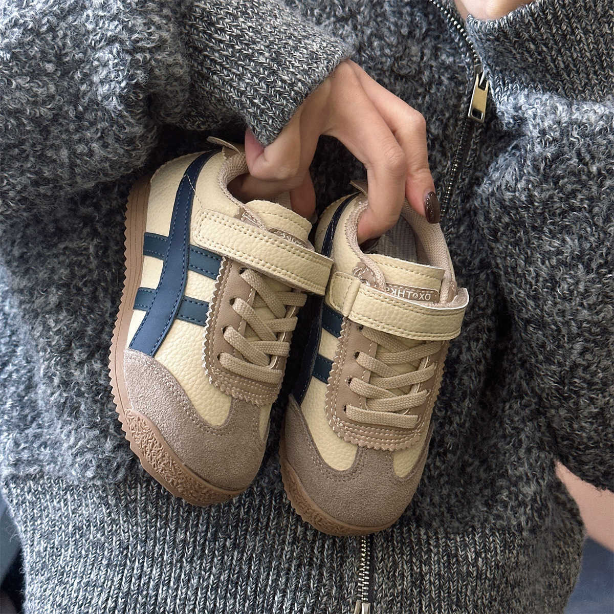 Athletic Outdoor Childrens Forrest Gump shoes for spring and autumn boys and girls sports shoes baby soft soled walking shoes medium and large childre