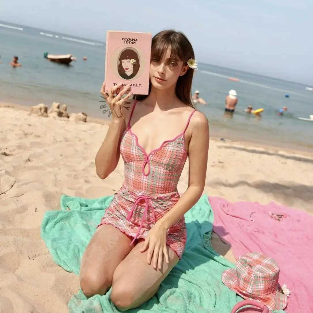 2024 Korean Sexy Cute One Piece Swimsuit Women Plaid Swimwear With Monokini Lace Up Halter Bathing Suit Padded Beach WearXJ250315