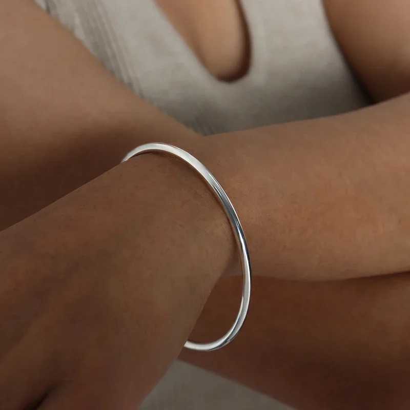 Simple Round equipment Womens Stainless Steel Bracelet Girlfriend Gift Italian Bracelet Accries Girl Gift Hot SellingXJ250315