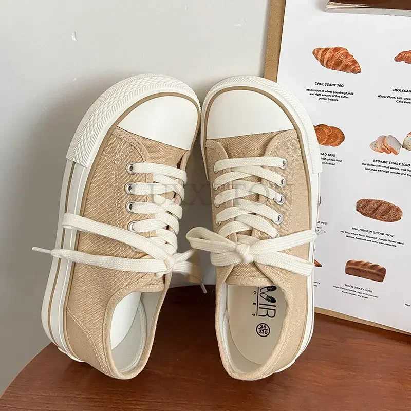 Womens canvas shoes womens fashionable summer casual sports shoes student casual shoes high-end womens vulcanized shoes Y250315