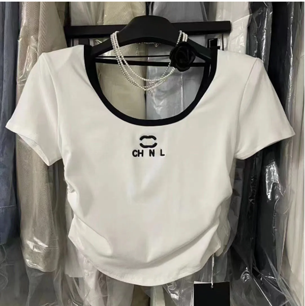 Shoulder T-shirt for women's summer round neck slim fit with pleated design, niche letter embroidery short sleeved top. Sexy and full of charm