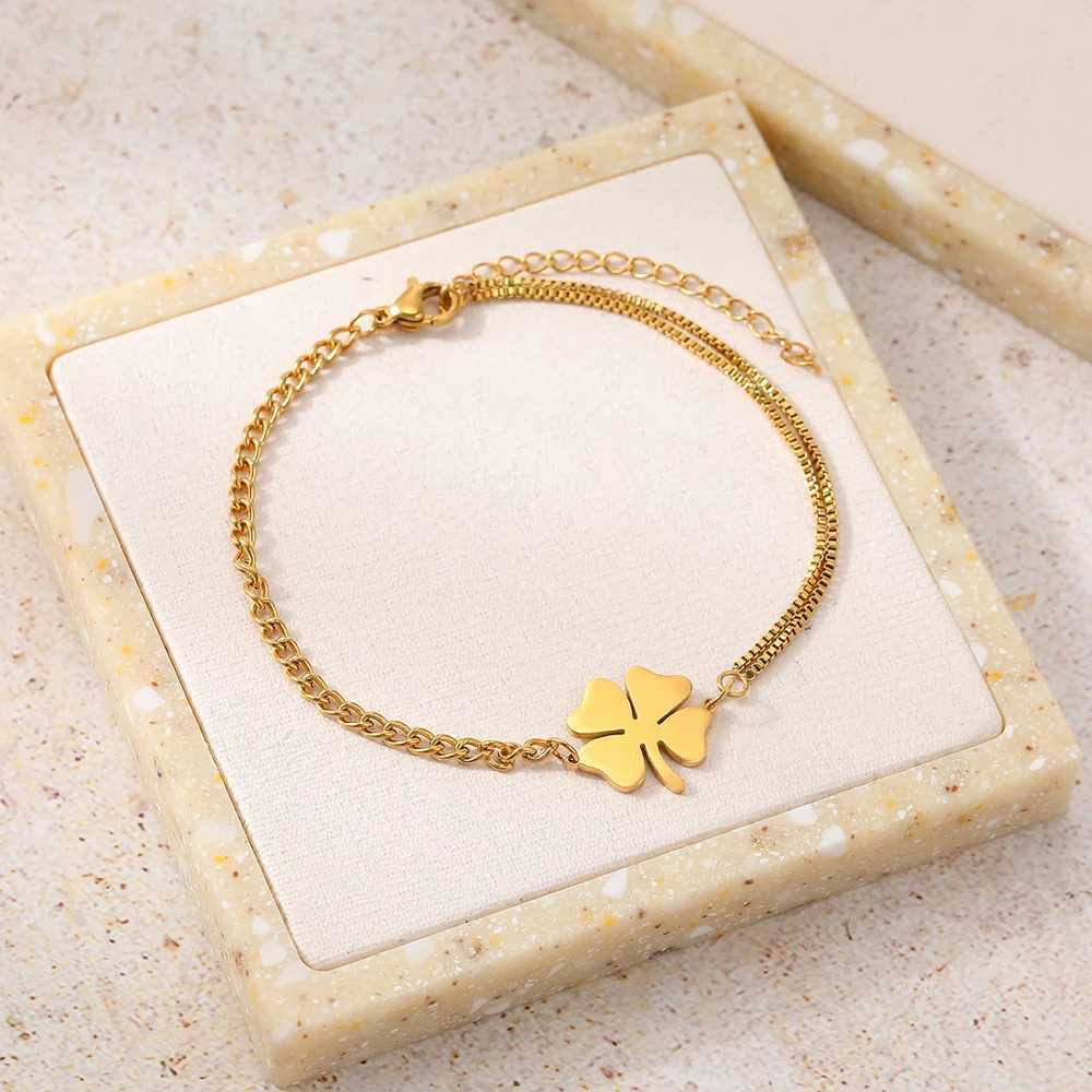 Stainless Steel Bracelet Classic Lucky S Pendant Hip Hop Bracelet Womens Jewelry Non Fading High Quality Daily WearXJ250315