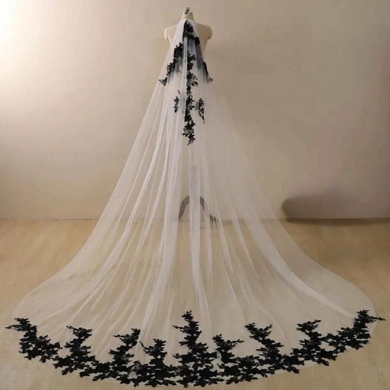 Black And Ivory Long Bridal Veils Lace Appliques One Layer Chapel Length Wedding Veil For Bride Custom Made Vintage Gothic Women Veil