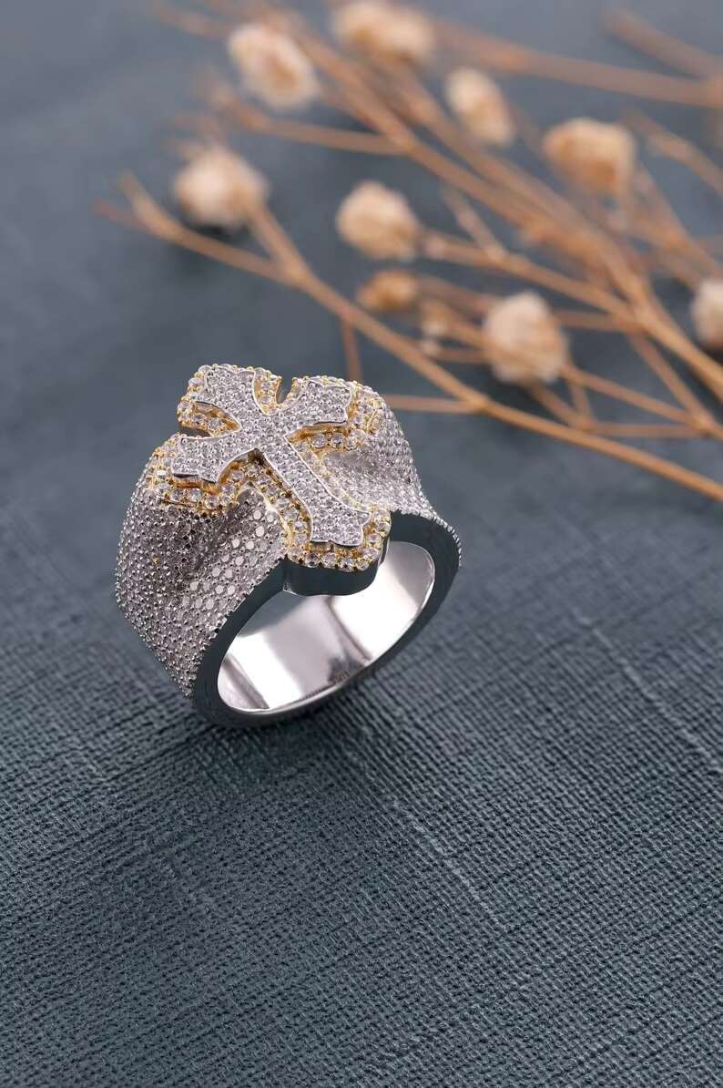 Jesus cross magic stick, cross, chilled moissanite ring, men's fashion jewelry