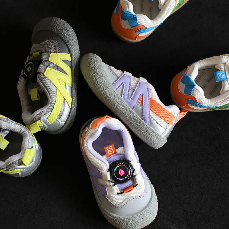 Athletic Outdoor TOPSTAR Childrens Sports Shoes Spring and Autumn New Style Girls Board Shoes Boys Shoes Baby Kindergarten Indoor Shoes TrendY250314A6