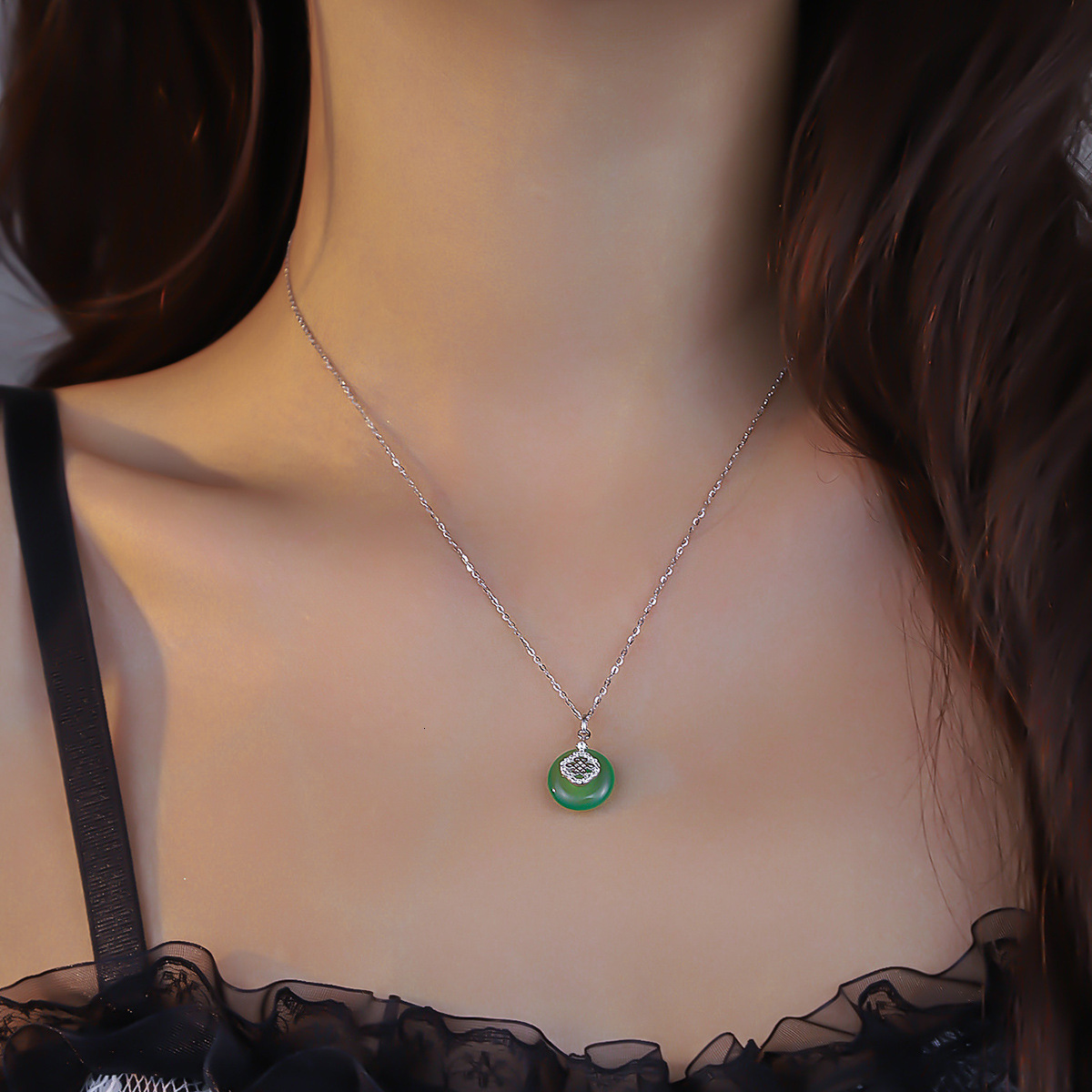 S925 Necklace Women's Net Red Sterling Silver Safe Buckle Japan And South Korea Style Fashion Zircon Small New Emerald Jade Necklace Jewelry
