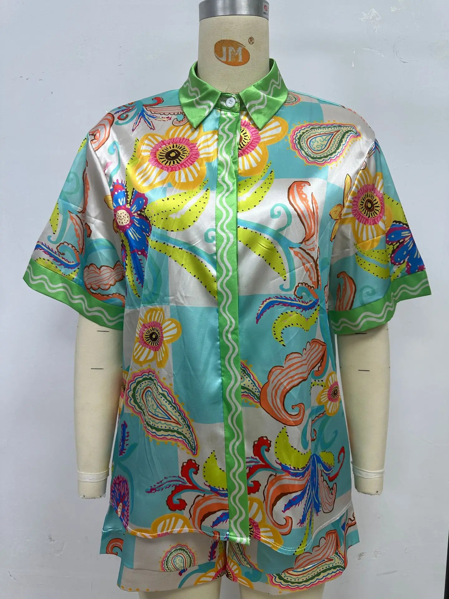 Bohemian satin retro print loose twopiece set womens casual short sleeved shirtshorts summer beach clothing 250313