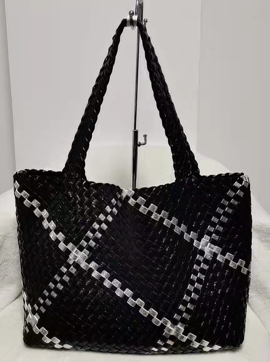 Woven Snake Pattern, Color Blocking, Handmade Woven Handbag, Single Shoulder Mother Beach Tote Bag, Shopping Bag