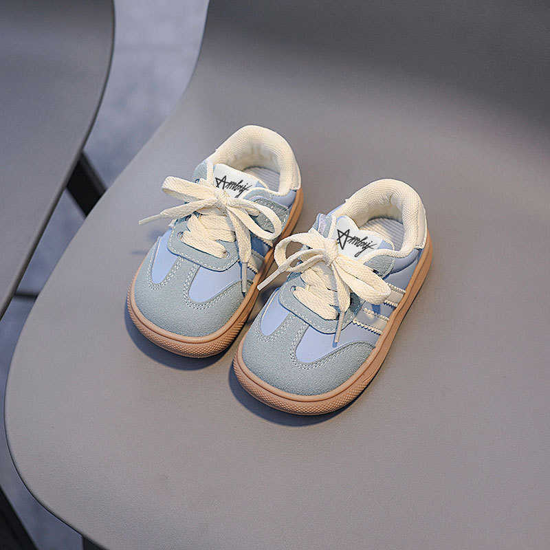 Athletic Outdoor Korean version childrens sports Spring and Autumn boys anti slip soft soled casual board Girls white Baby shoes C260130