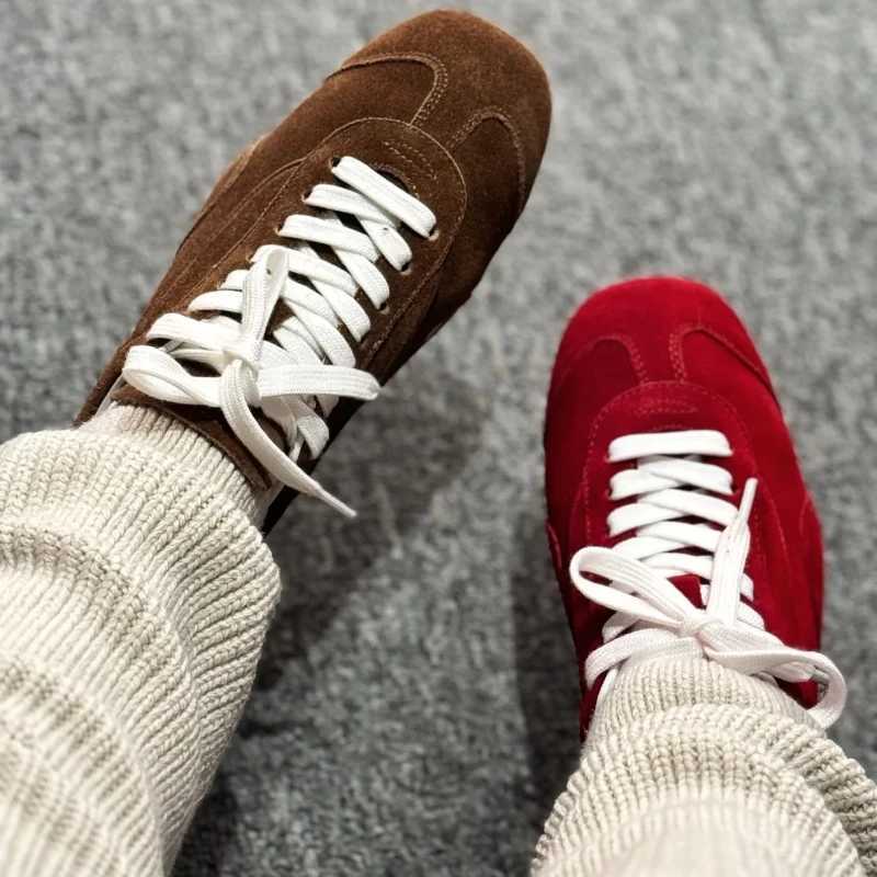 Forrest Gump womens shoes 2025 new leather womens casual sports shoes flat lace-up retro german womens training shoes Y250315