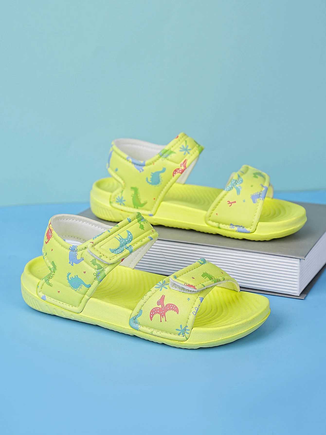 Casual stylish and comfortable summer outdoor sandals suitable for both boys and girlsT250315