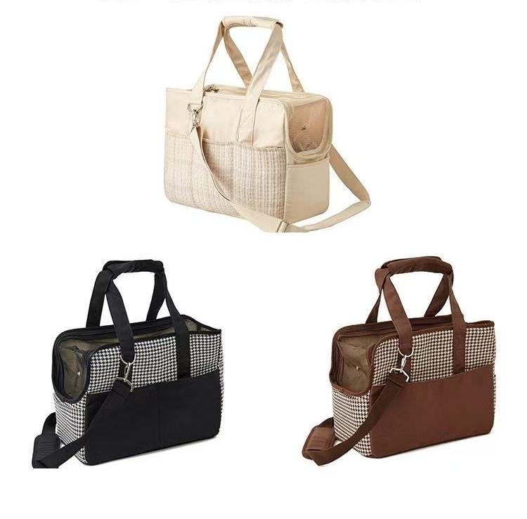 Pet backpack outing bag to prevent stress cat outing Portable dog breathable pet outing bag