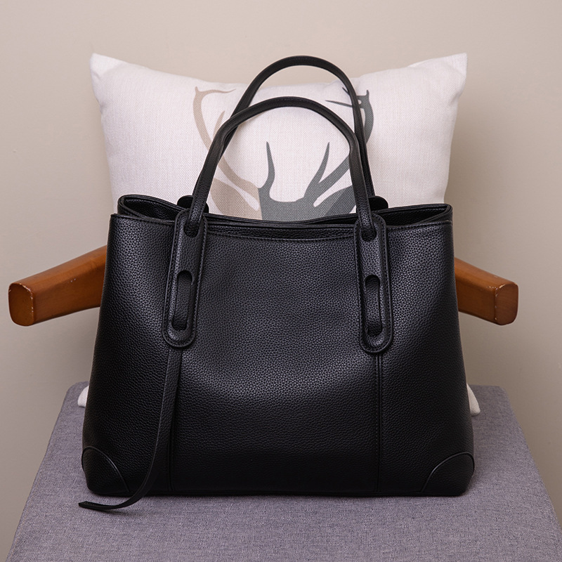 Tote 2024 New Fashion Women's One Shoulder Capacity Trendy High End Japanese And Korean Soft Leather Large Commuter Bag