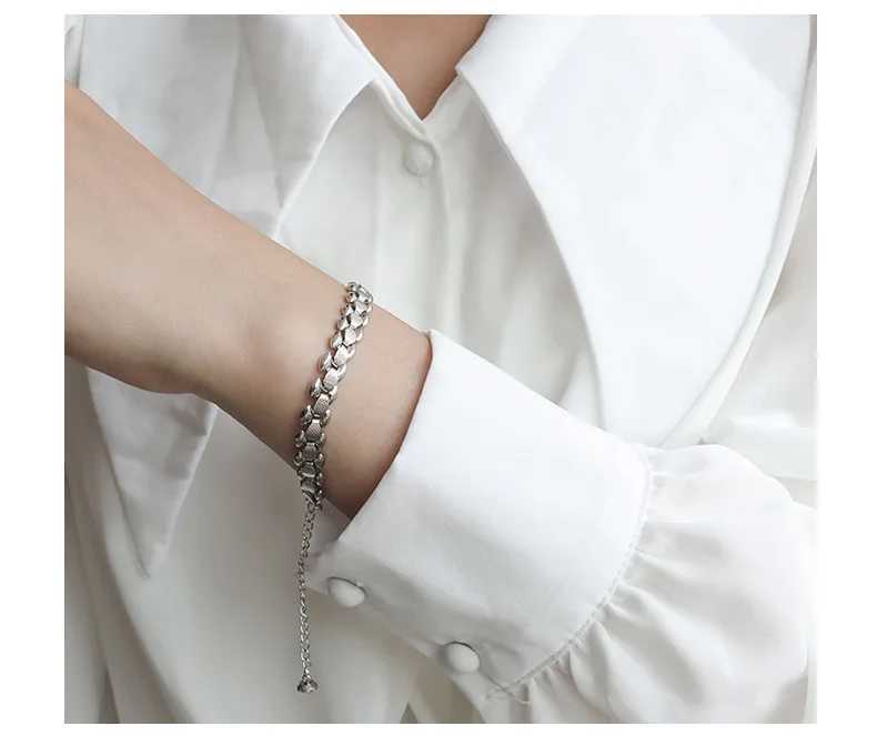 Titanium with 18K Gold Band Chunky Bracelet Womens Jewelry Party T Show Runway Chic Dress Jan Korean FashionXJ250315