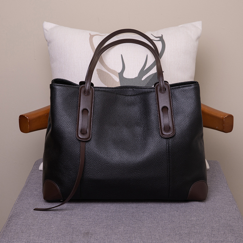 Tote 2024 New Fashion Women's One Shoulder Capacity Trendy High End Japanese And Korean Soft Leather Large Commuter Bag