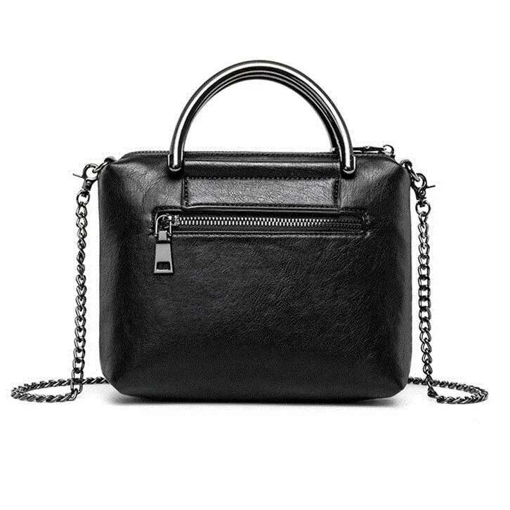 2025 new rivet designer women's handbag mini fashion chain tassel women's shoulder bag black girl flip shoulder bag handbag3