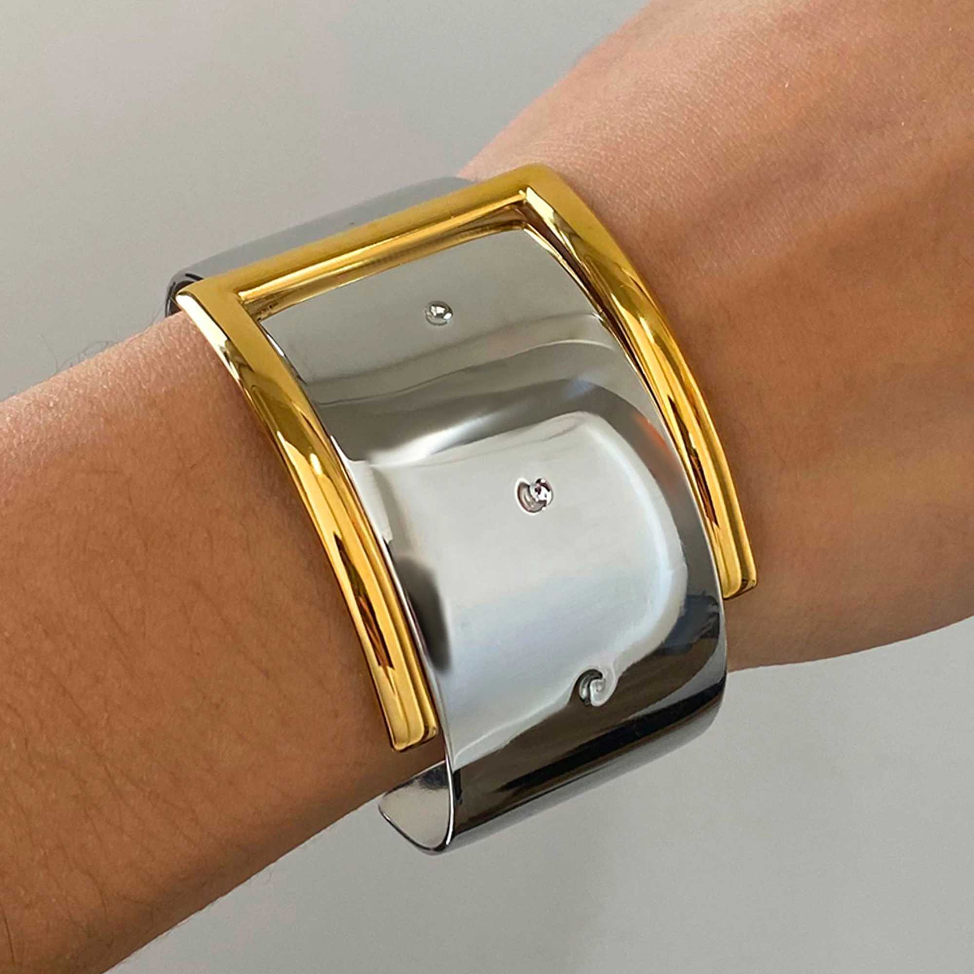 Uworld Minimalist Buckle Design Bracelet Stainless Steel Gold and Silver Color Matching Buckle Open Bracelet Womens Jewelry GiftXJ250315
