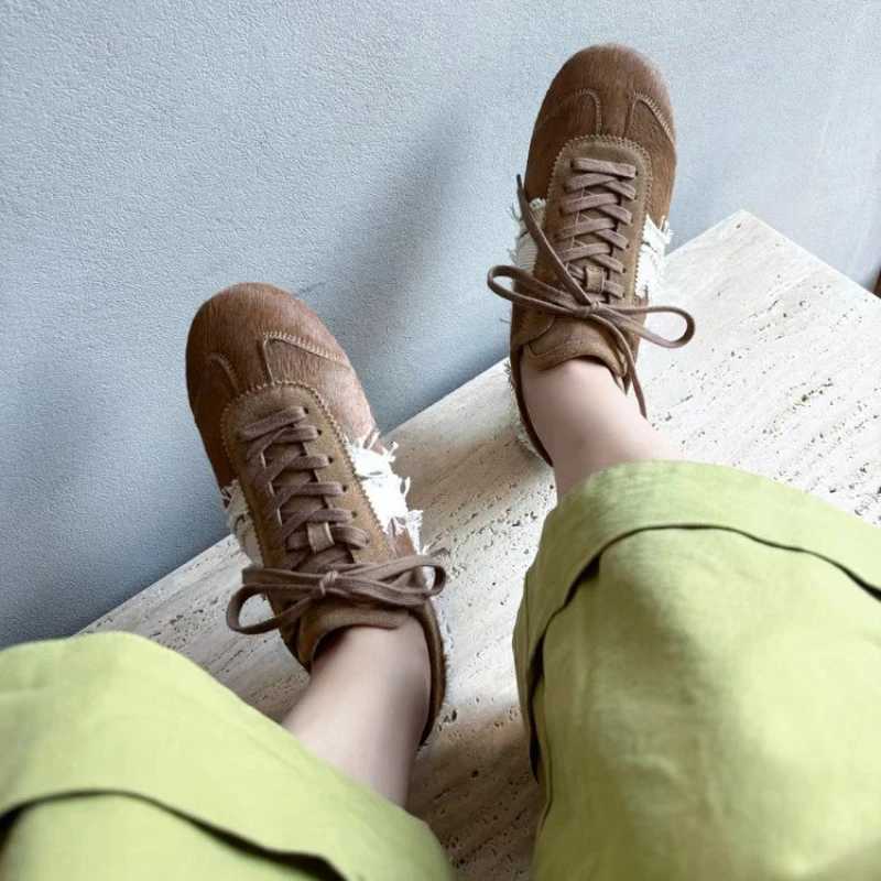 Womens sports shoes 2025 genuine leather womens sports shoes fashionable retro leopard print German sports casual shoes training shoes Y250315