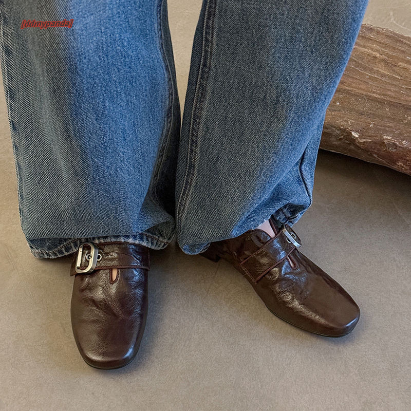 2025 Spring/Summer New British Style Interior Height Boosting Single for Women with One Line Buckle and Flat Bottom Le Fu Small Leather Shoes ddmypand