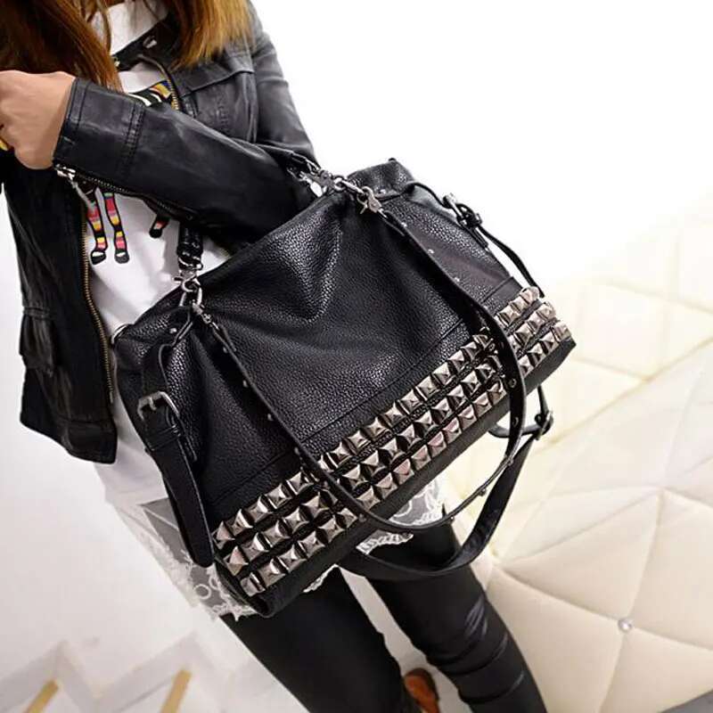 2025 new rivet women's PU leather designer fashion cowhide women's crossbody bag shoulder bag large bag2