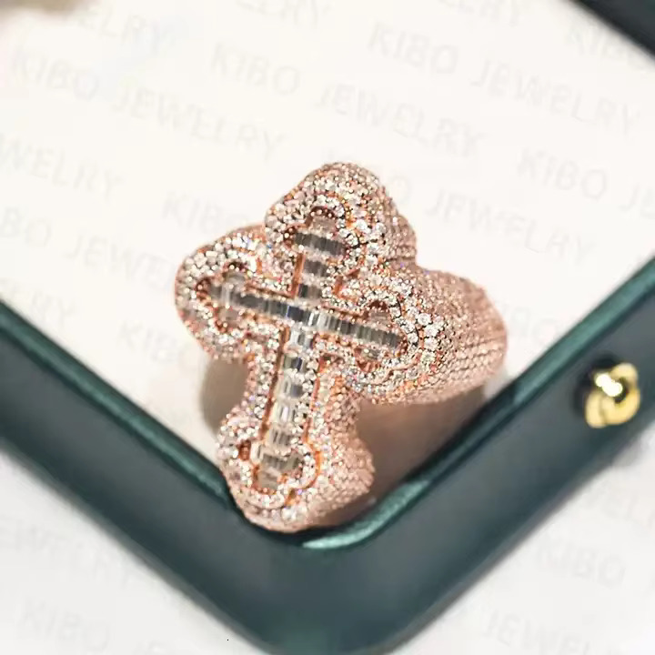 2025 Luxury Rapper Jewelry Hip Hop Cross 925 Silver Ring VVS Moissanite Ring Iced Out Rose Gold Plating Custom Rings for Men