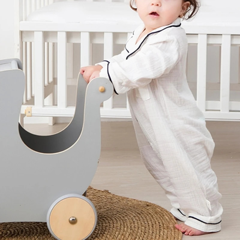 Baby jumpsuit boys and girls sleep play with pajamas organic cotton long sleeved one-piece jumpsuit button down born pajamas Pjs 250314