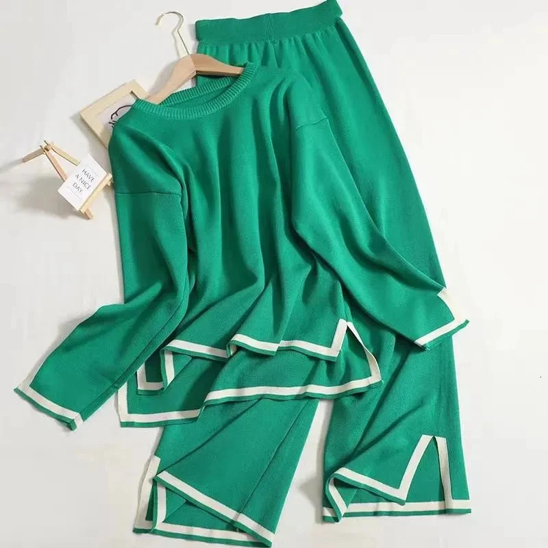 Elegant Oneck side seam floral long sleeved sweaterwide leg pants 2piece set for womens autumn solid color casual sweater 250313