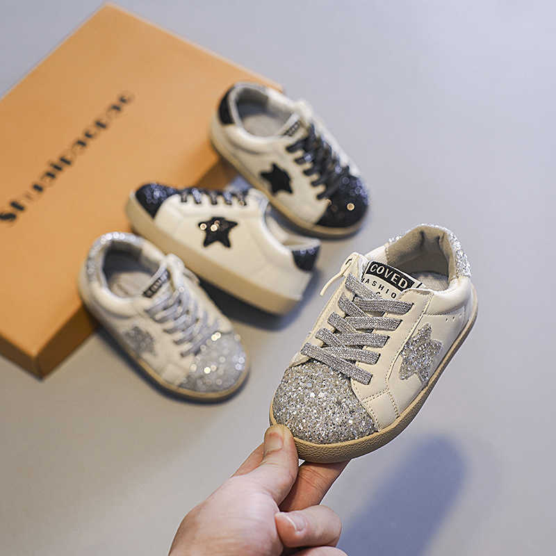 Athletic Outdoor Korean version of new baby board shoes fashionable girls walking shoes boys soft soled non slip single shoes star shoes glitter child