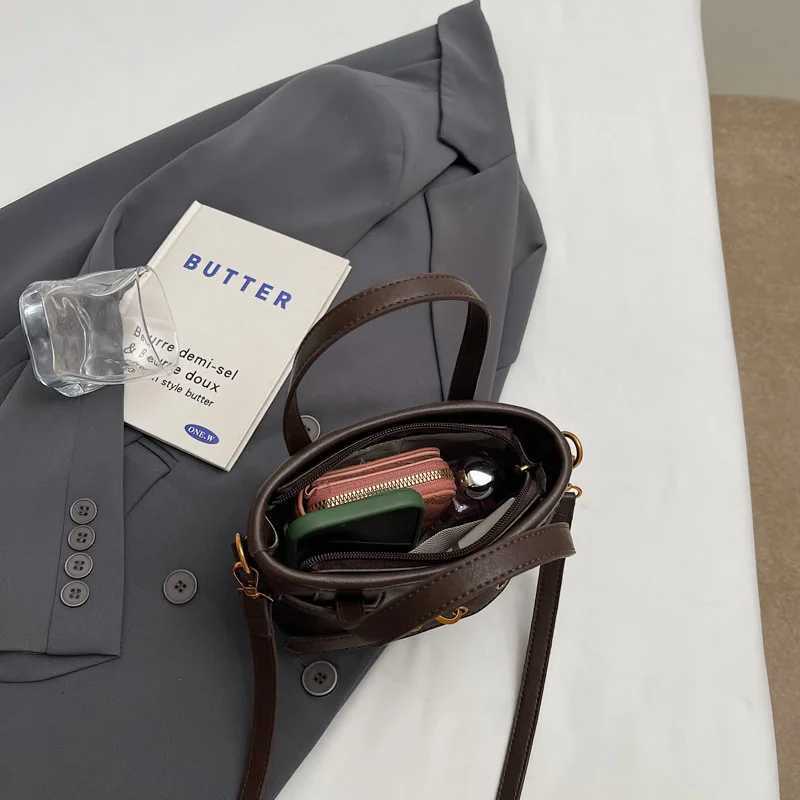 Vintage niche suede womens bag lightweight luxury Versatile Crossbody handbag fashionable bucket bag Y250315