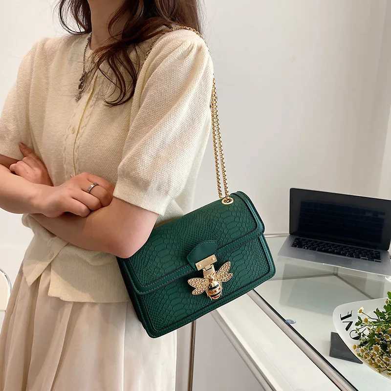 Retro womens handbag flip shoulder bag womens portable satin cross body bag Y250315