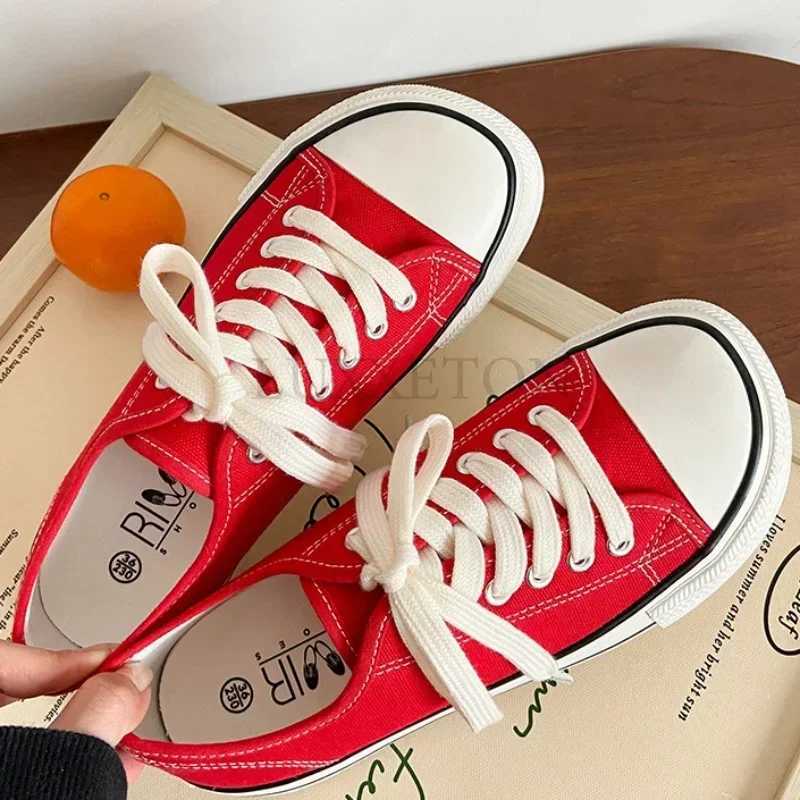 Womens canvas shoes womens fashionable summer casual sports shoes student casual shoes high-end womens vulcanized shoes Y250315