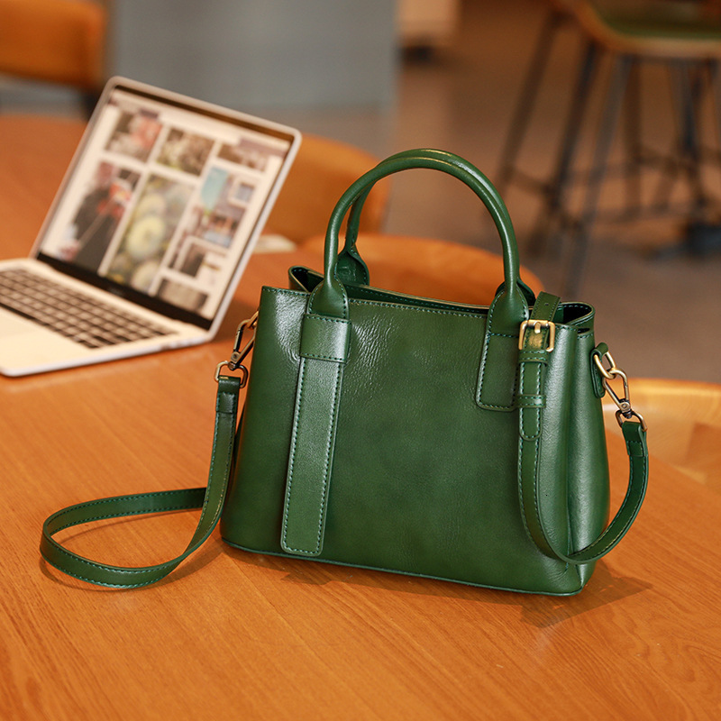 Counter Top Cowhide Crossbody Handbag Versatile 2024 Genuine Leather Large Capacity Wide Shoulder Strap Tote Bag