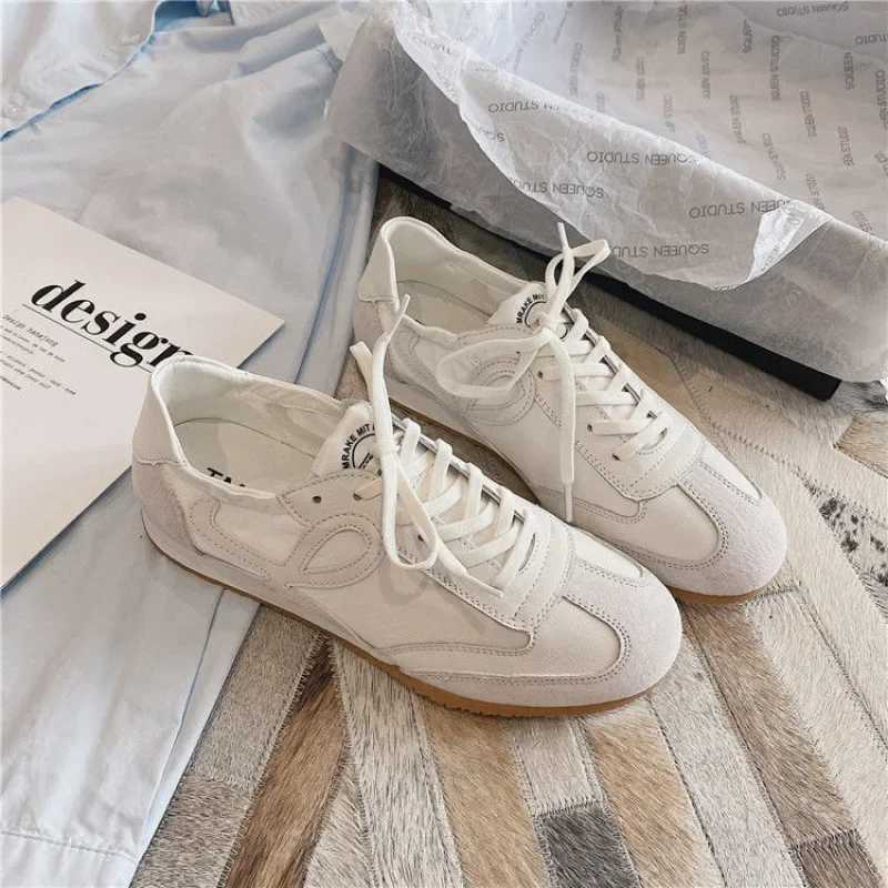 Comfortable and breathable casual apartment Nichevintage womens shoes lightweight classic sneakers for summer 2024 Y250315