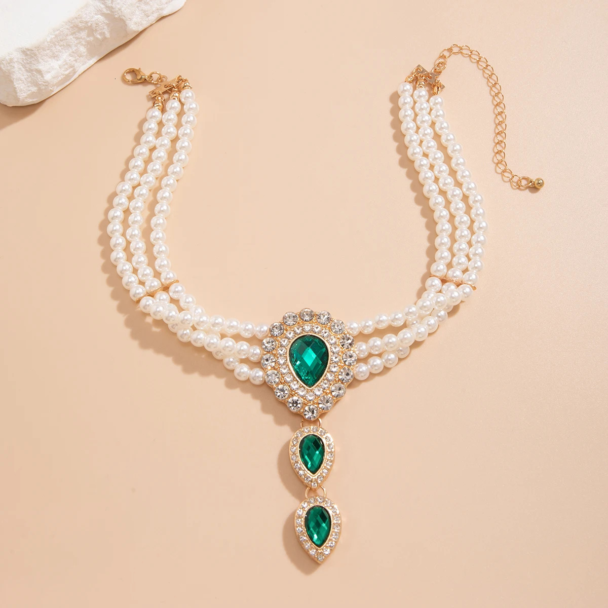 Pearl Beads with GreenTransparent Crystal Choker Necklace for Women Charms Collar Wedding Accessories Fashion Jewelry 250314